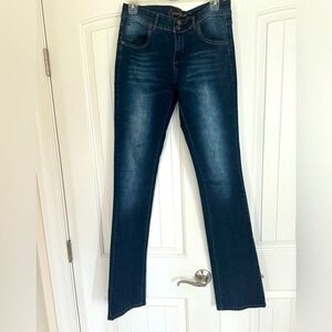 Size 28/6-7 Spoon Jeans w/37 inseam bought from Alloy Apparel
